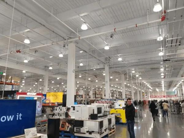 상해 Costco 오픈날, 미중 무역전쟁이 대수?