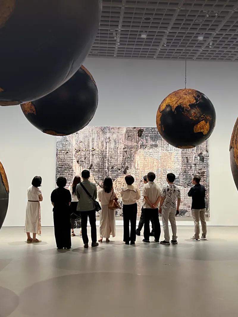 컬렉터가 전시를 통해 작품의 가치를 높이는 방법