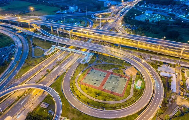 비슷한 듯 서로 다른 부동산과 인프라