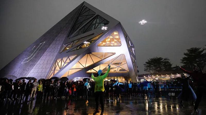 사람이 모이는 하이퍼로컬 플랫폼 공간은 어떻게 만들어질까?