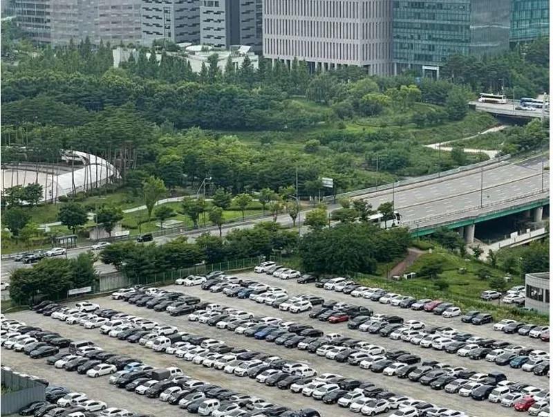 판교 테크노밸리의 주차대란이 시작된다