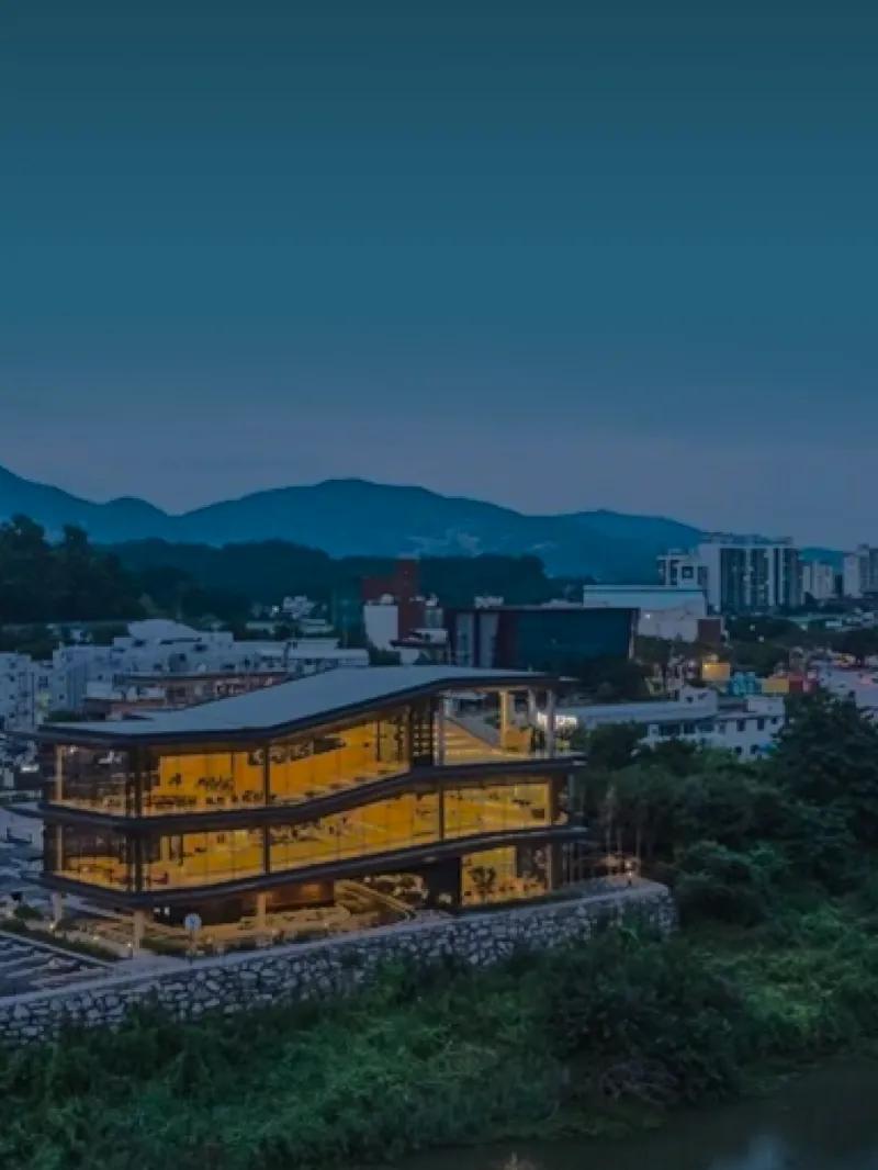 [리치라운지 자산답사기] 목 좋고 전망 좋은 곳에 스타벅스 입점, 1석3조 양평 자산