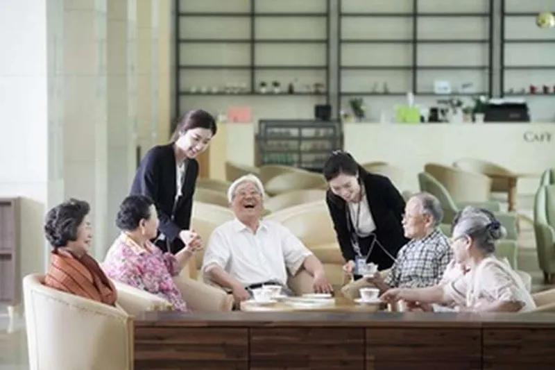 청년 주거와 시니어 주거의 차이와 공통점