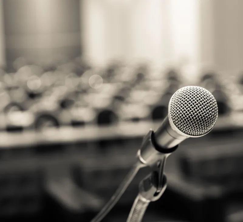 하이브리드 워크로 늘어난 화상 회의를 위한 룸 어쿠스틱