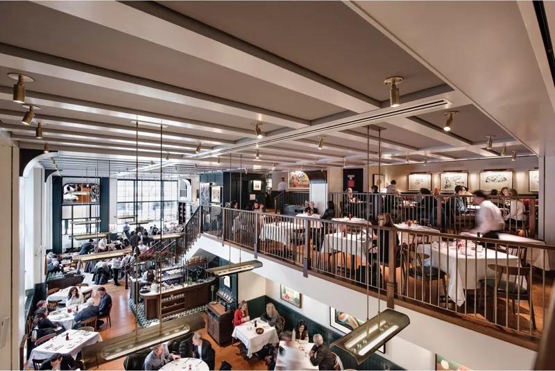 미감을 살려주는 레스토랑의 어쿠스틱 디자인