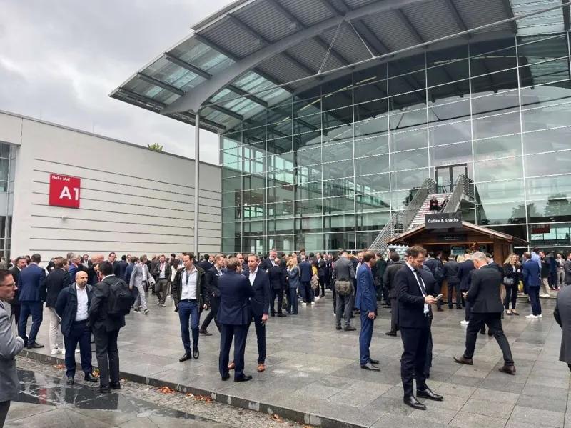 유럽 최대 부동산 박람회 '엑스포 레알'을 다녀와서, 시장의 분위기와 주요 논의들